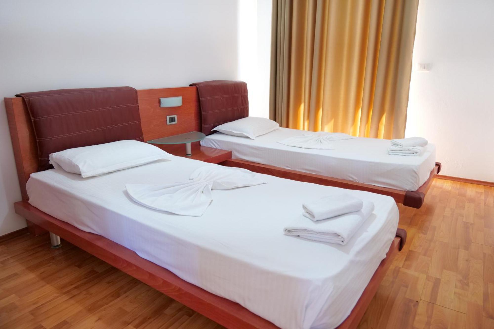 Hotel Vola ساراندا المظهر الخارجي الصورة