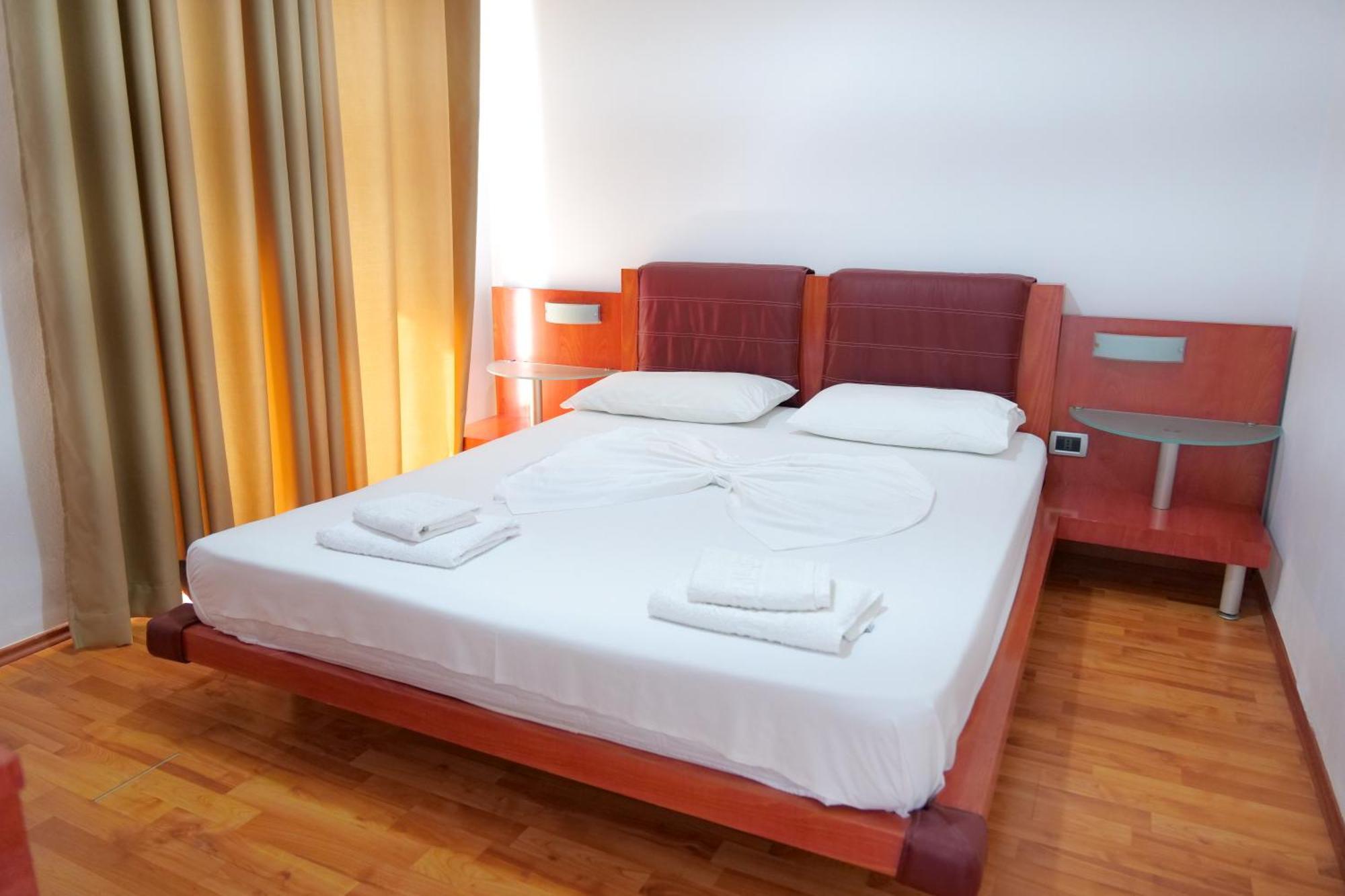Hotel Vola ساراندا المظهر الخارجي الصورة